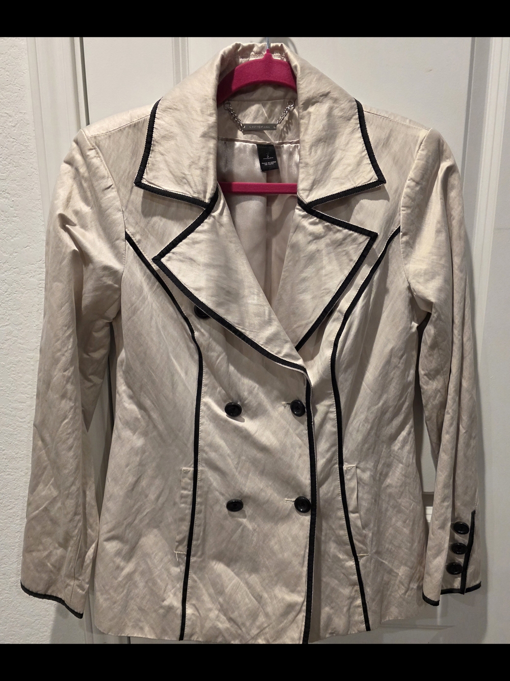 White House Black Market Cream Double-Breasted Blazer with Black Trim